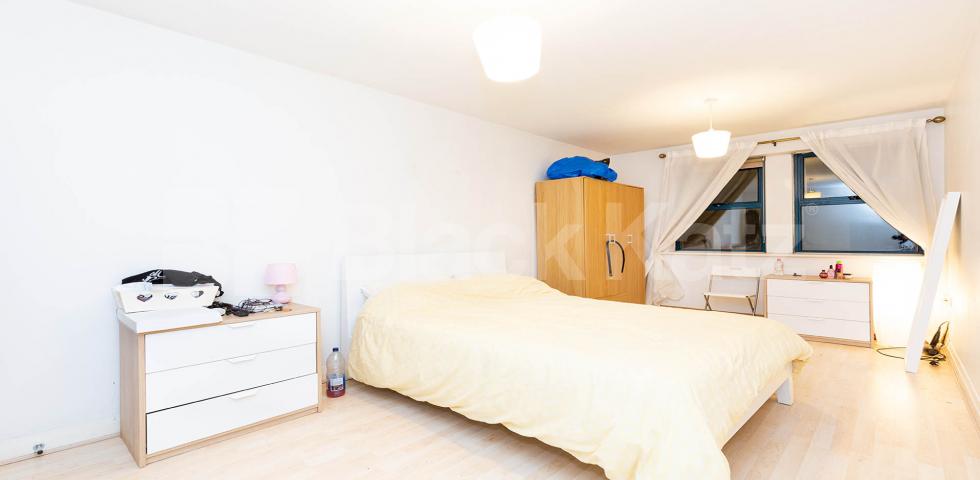 			Fantastic New Instruction !, 2 Bedroom, 1 bath, 1 reception Apartment			 Northpoint, Tottenham Lane, Crouch End 